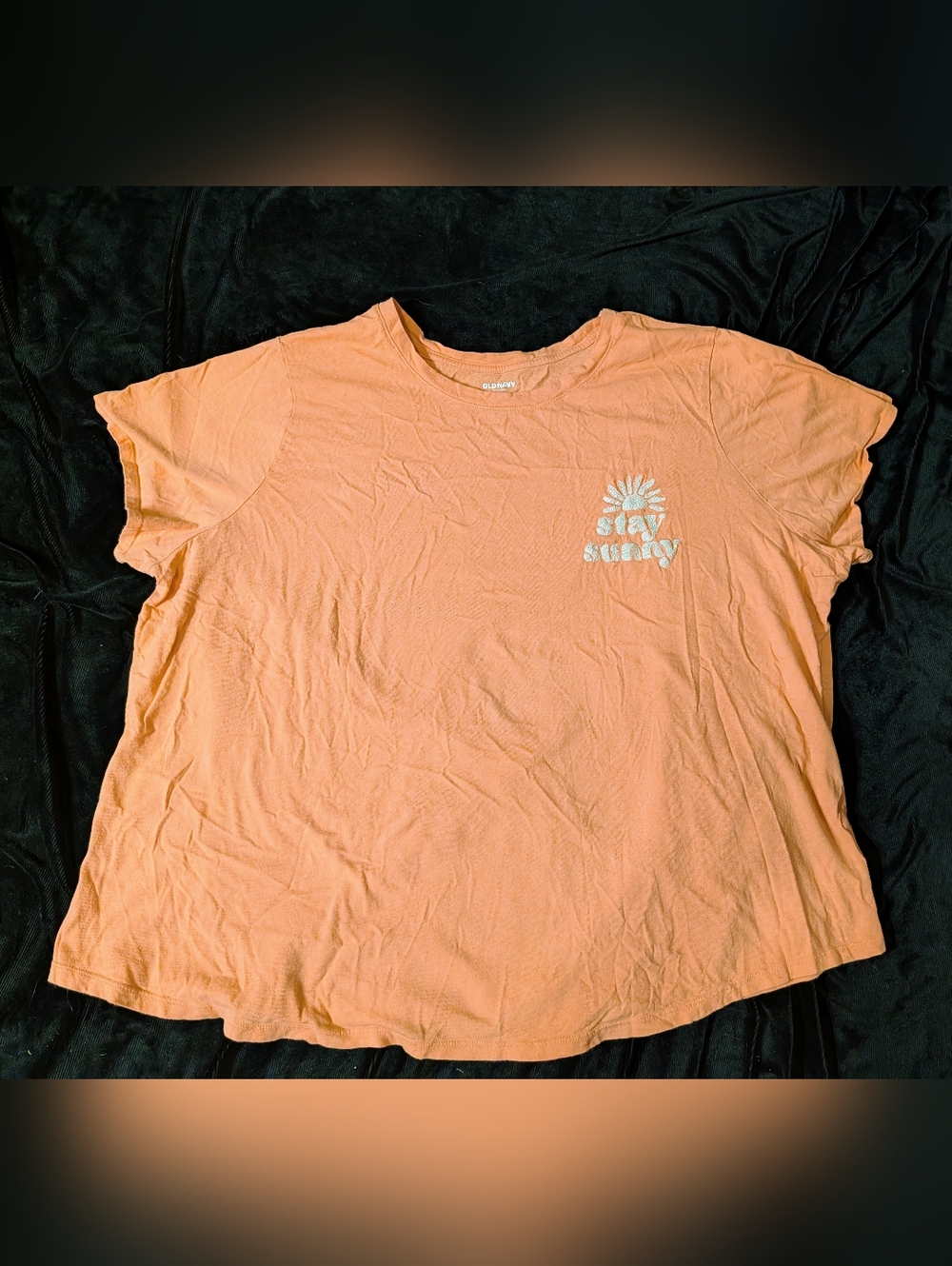 Old Navy Peach Graphic Tee - Stay Sunny Daisy